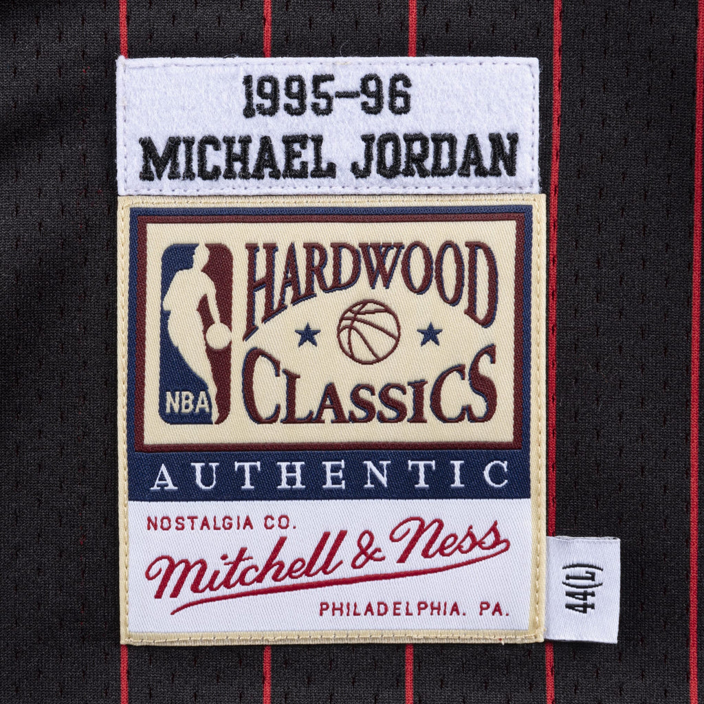 Michael Jordan Chicago Bulls 1987-88 Authentic Jersey