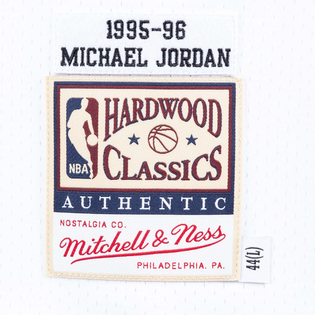 Michael Jordan Chicago Bulls 1995-96 Authentic Home Jersey