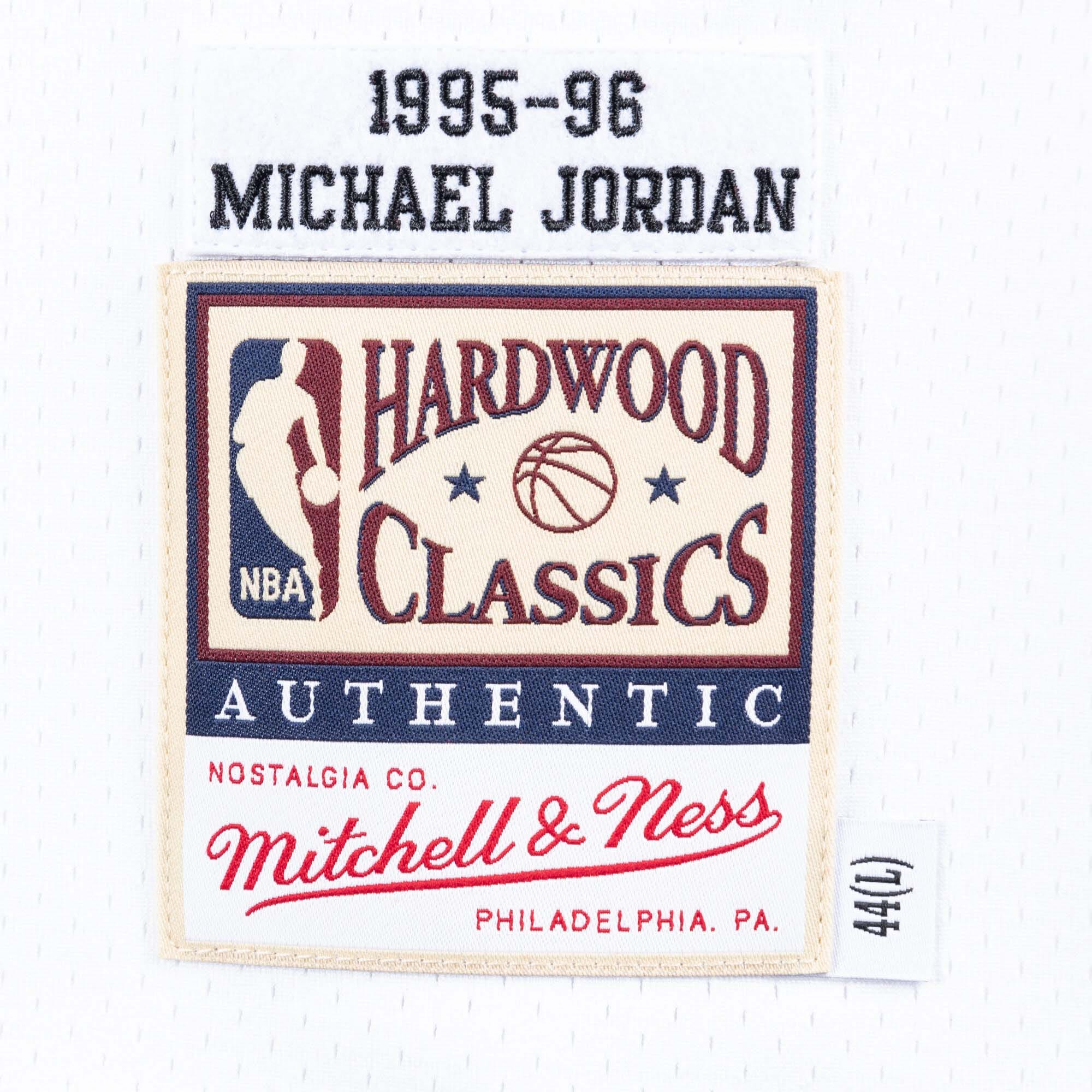 Michael Jordan Chicago Bulls 1995-96 Authentic Home Jersey