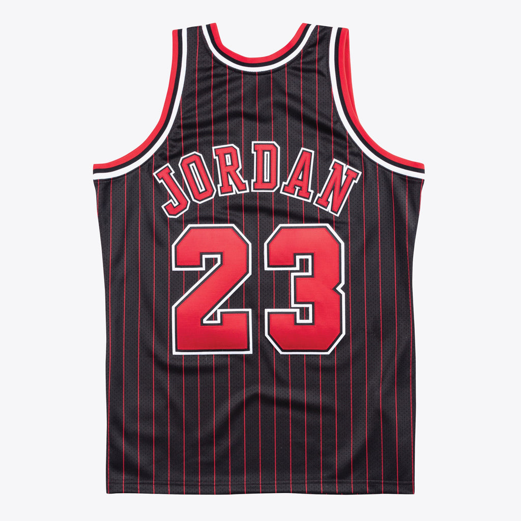 Michael Jordan Chicago Bulls 1996-97 Authentic Alternate Jersey